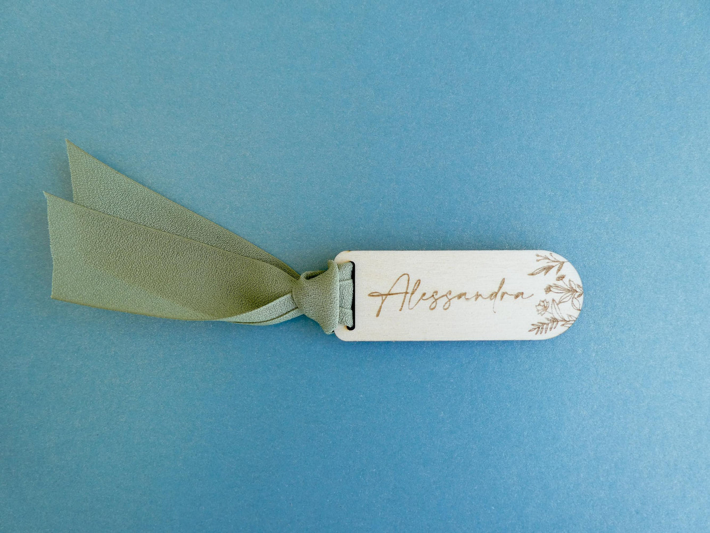 Segnaposto in legno per Matrimonio con nastro di chiffon, tag in legno, segnaposto floreale Prima Comunione, Battesimo bambina o bambino