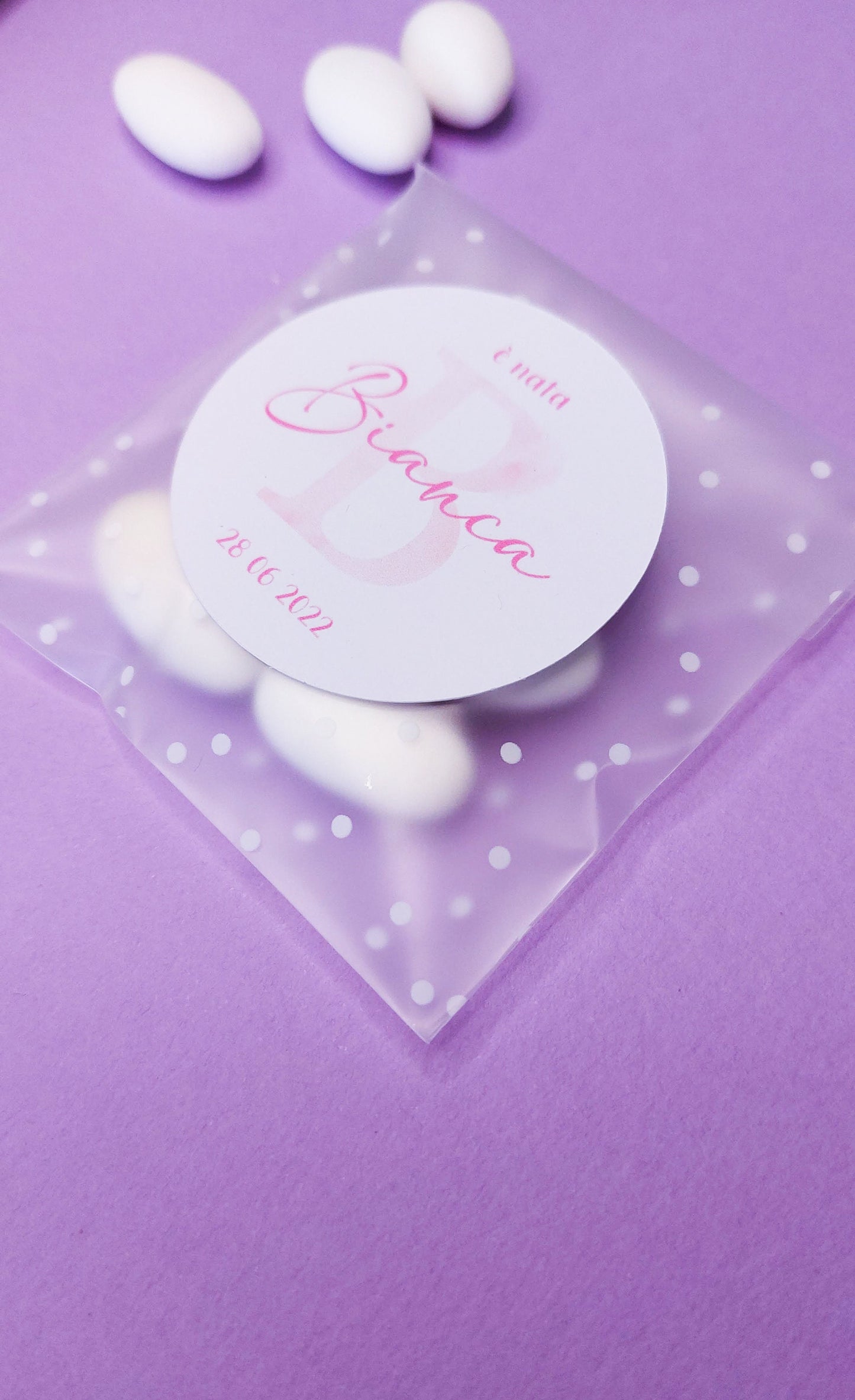 Bustine confetti battesimo con adesivo personalizzato, bomboniera nascita bambino o bambina con iniziale acquerello, bomboniera fai da te