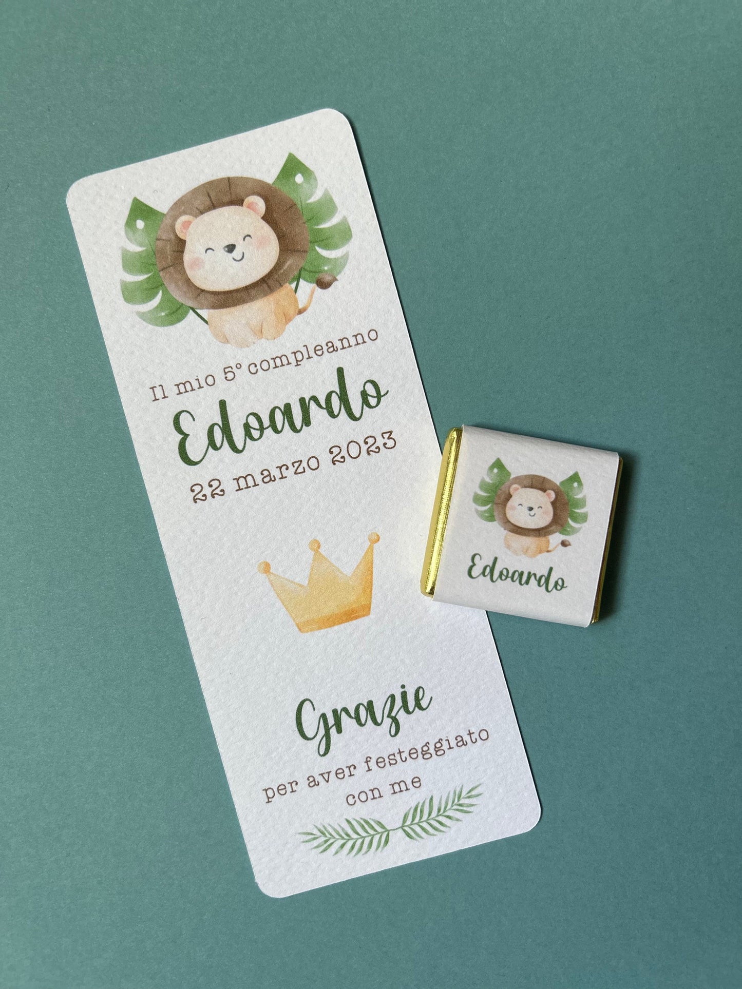 Cioccolatino e segnalibro personalizzato con animali della savana: rendi indimenticabile il compleanno del tuo bimbo e altri eventi speciali