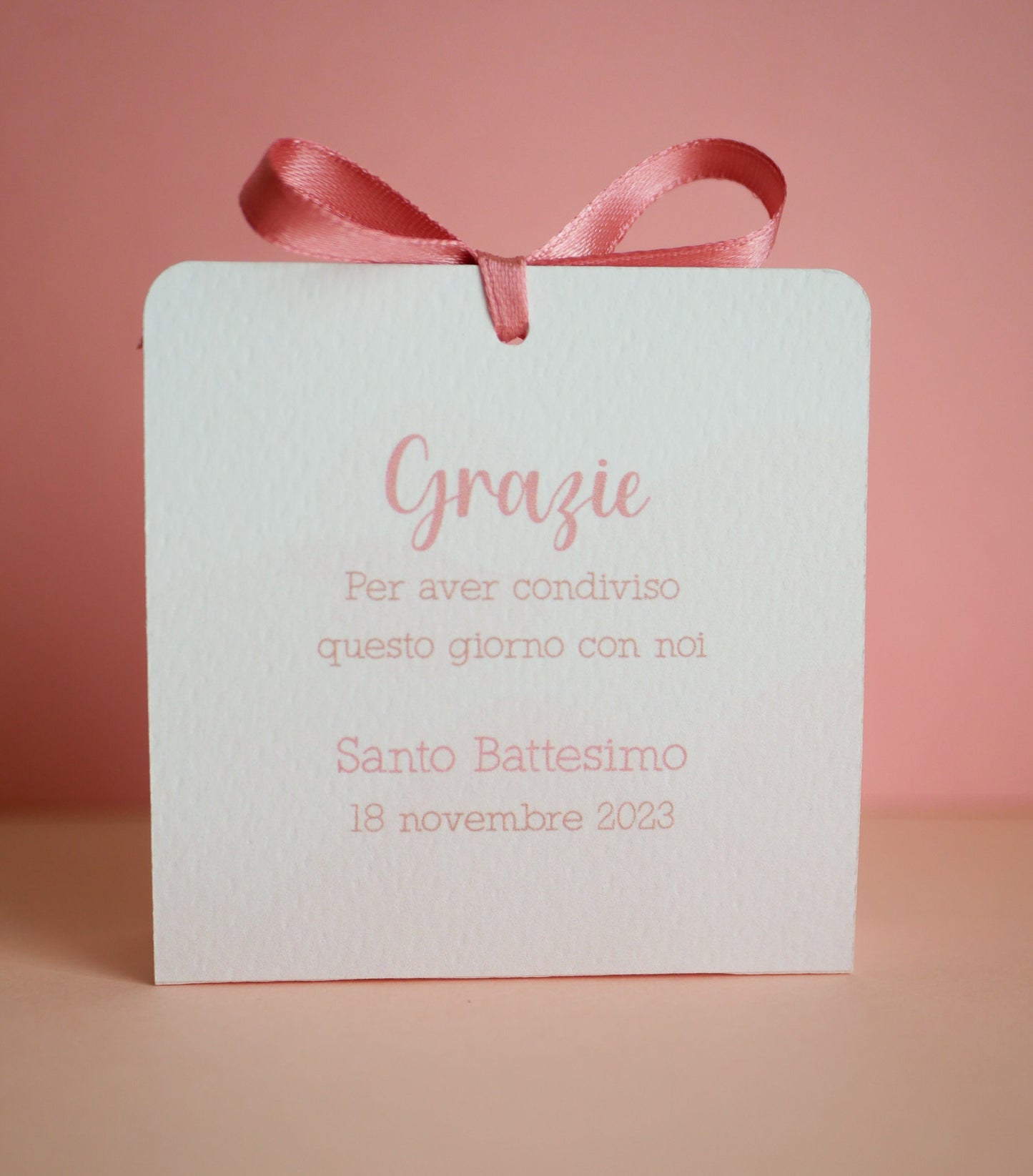 Scatolina battesimo bambina, scatolina porta confetti nascita, bomboniera battesimo bambino con orsetto e orsetta con arcobaleno