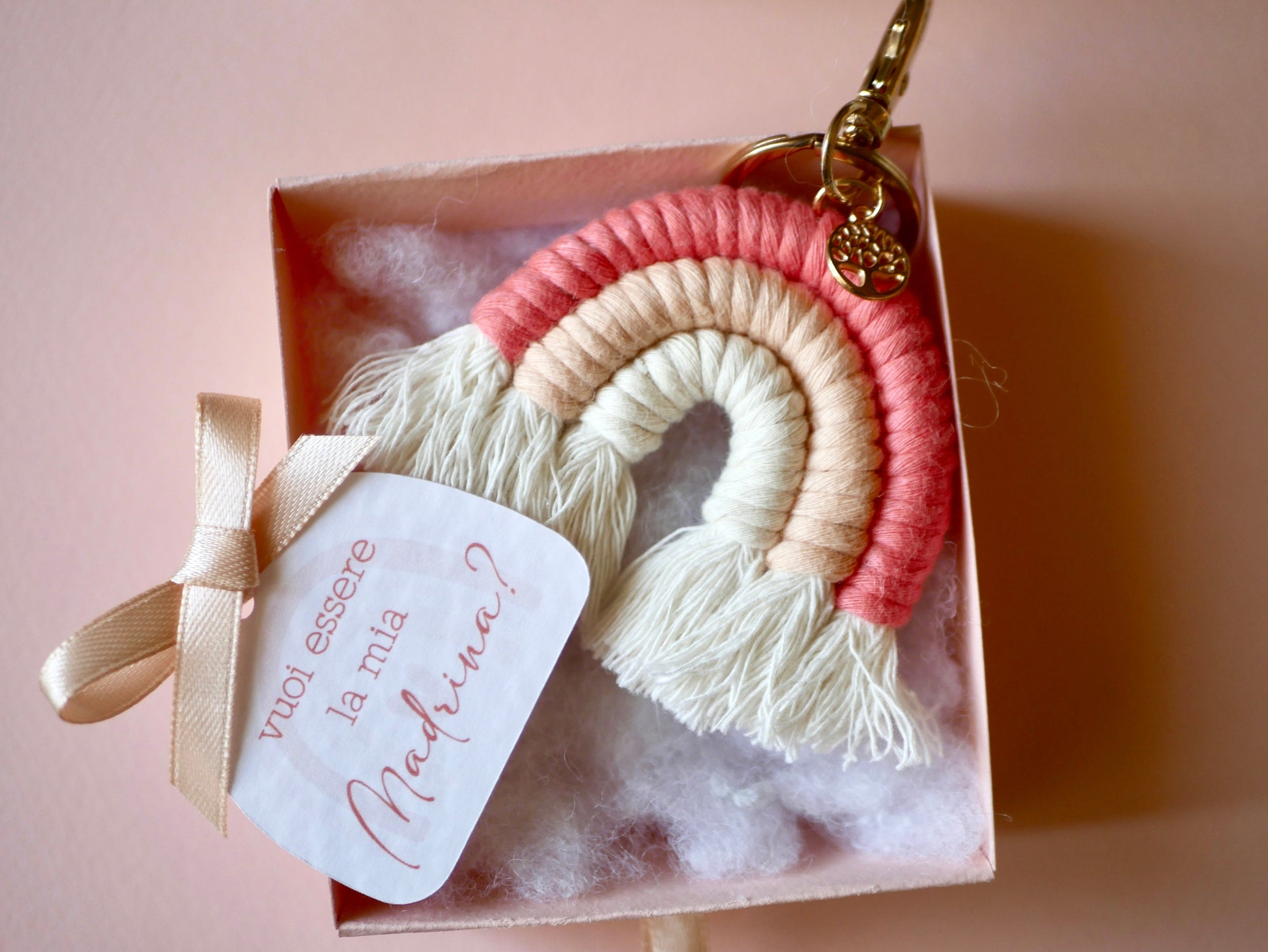 Regalo madrina battesimo personalizzato, portachiavi arcobaleno in macramé, regalo damigella matrimonio, vuoi essere la mia testimone?