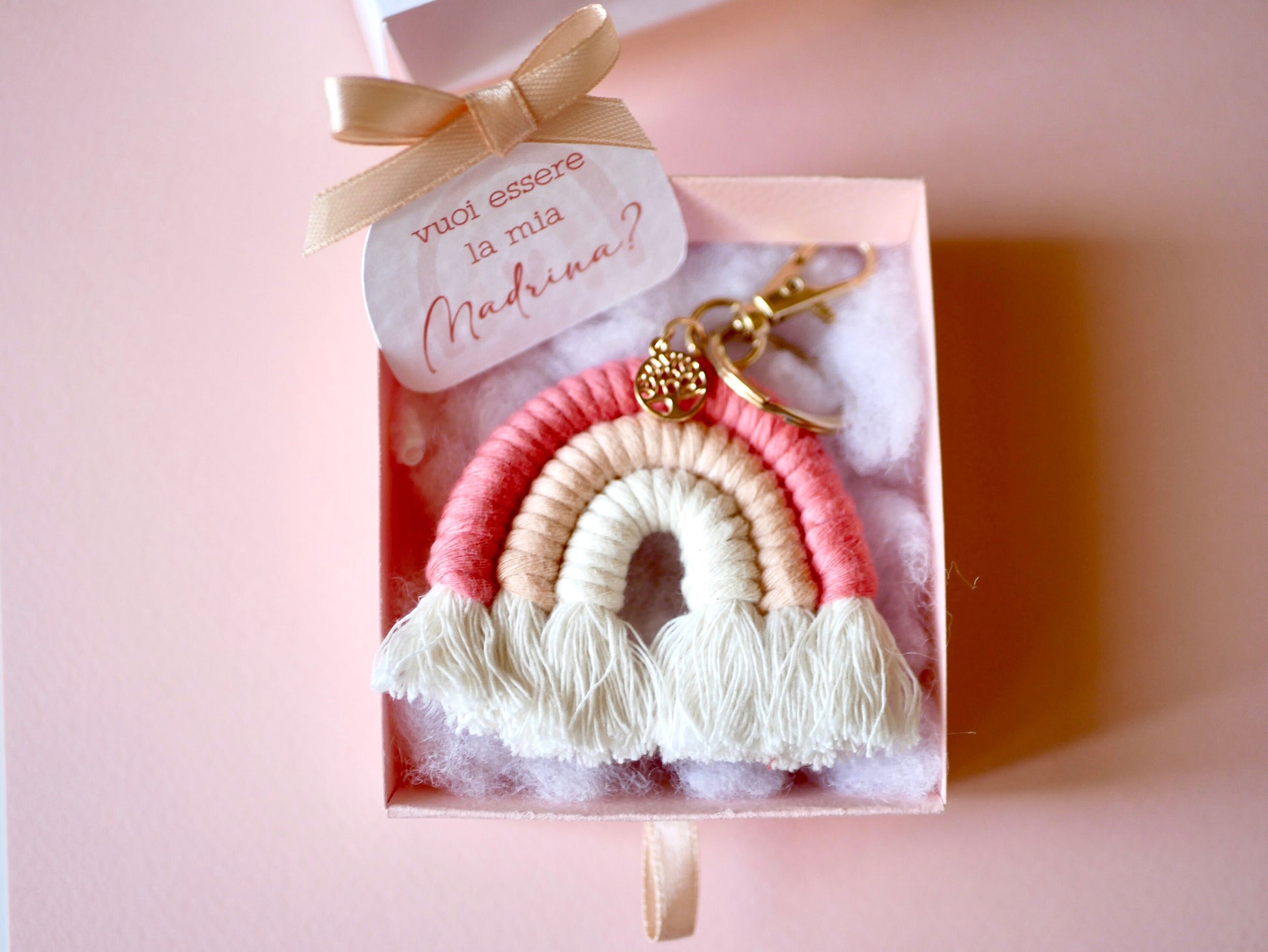 Regalo madrina battesimo personalizzato, portachiavi arcobaleno in macramé, regalo damigella matrimonio, vuoi essere la mia testimone?