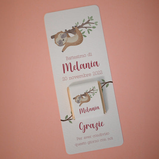 Cioccolatino personalizzato con segnalibro per Battesimo bradipo e arcobaleni, segnaposto nascita, tavola Comunione, Cresima cute sloth