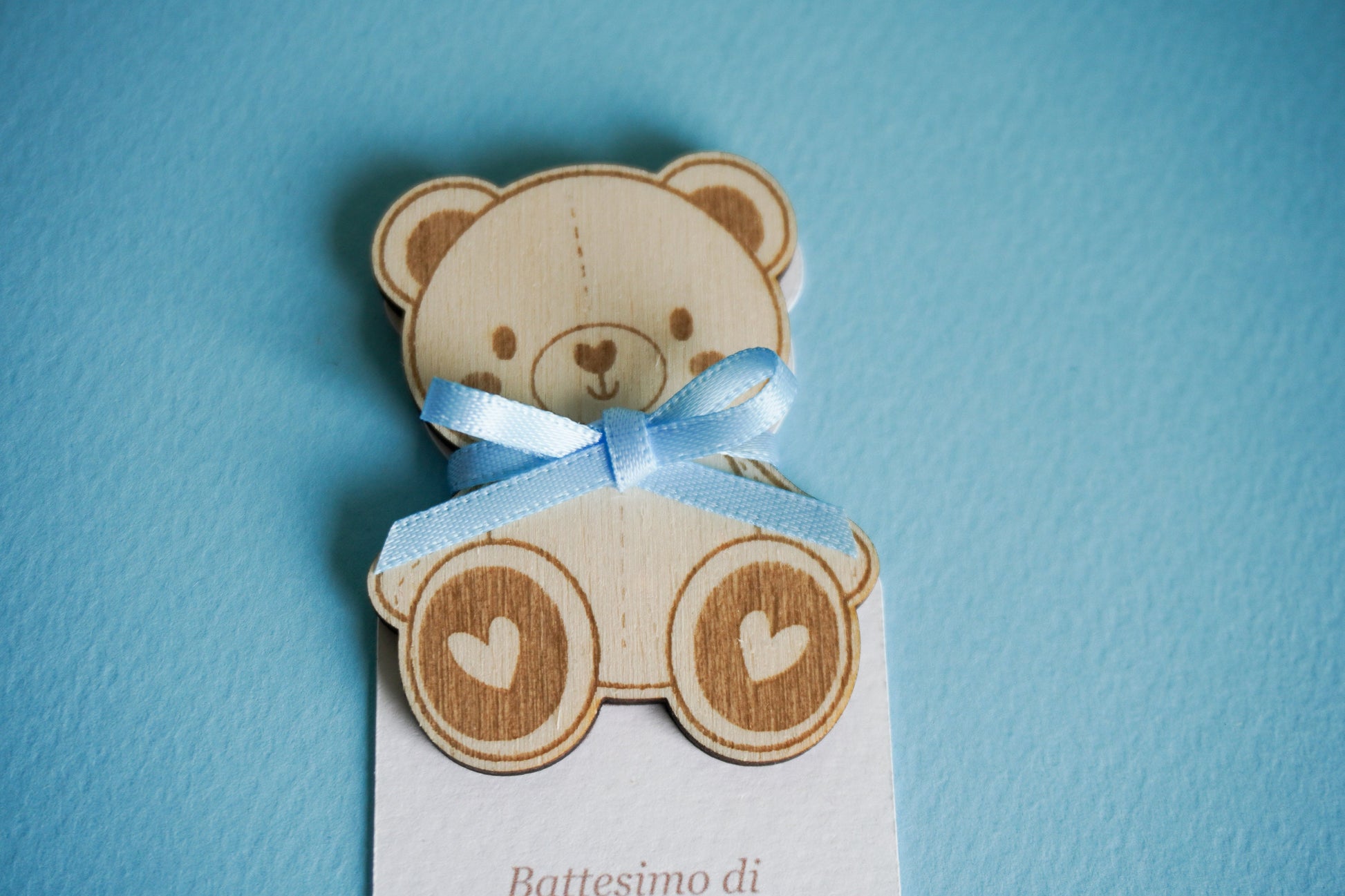 Segnaposto in legno con orsetto, Calamita orsacchiotto in legno con segnalibro per Battesimo bambino e bambina