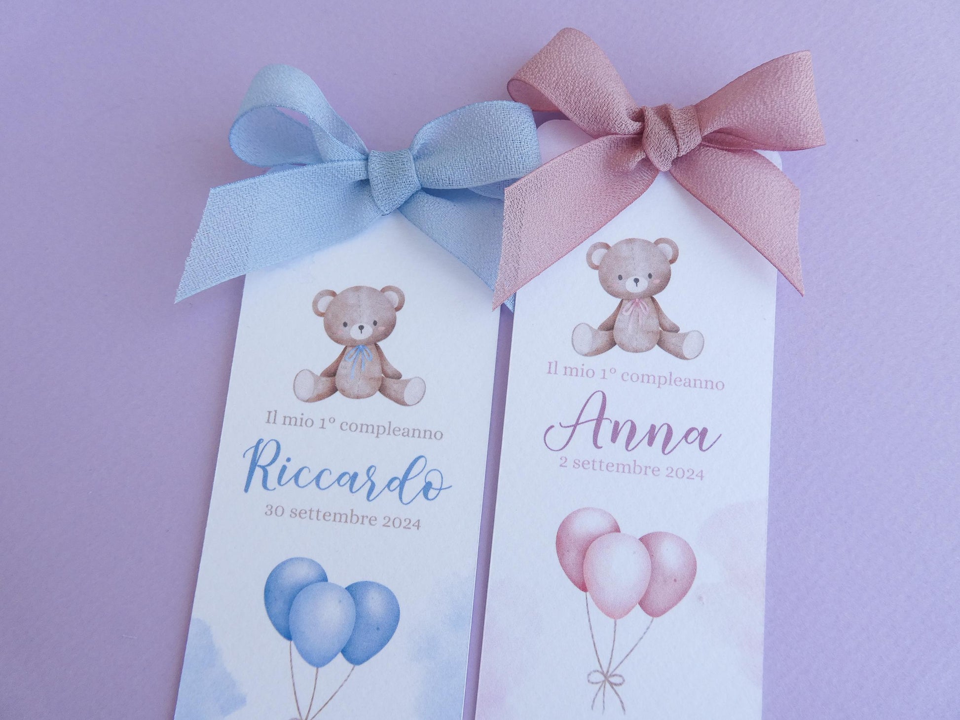 Segnalibro primo compleanno con orsetto personalizzato, segnaposto Battesimo, orsetto carino con fiocco rosa e blu per nascita bimbo e bimba