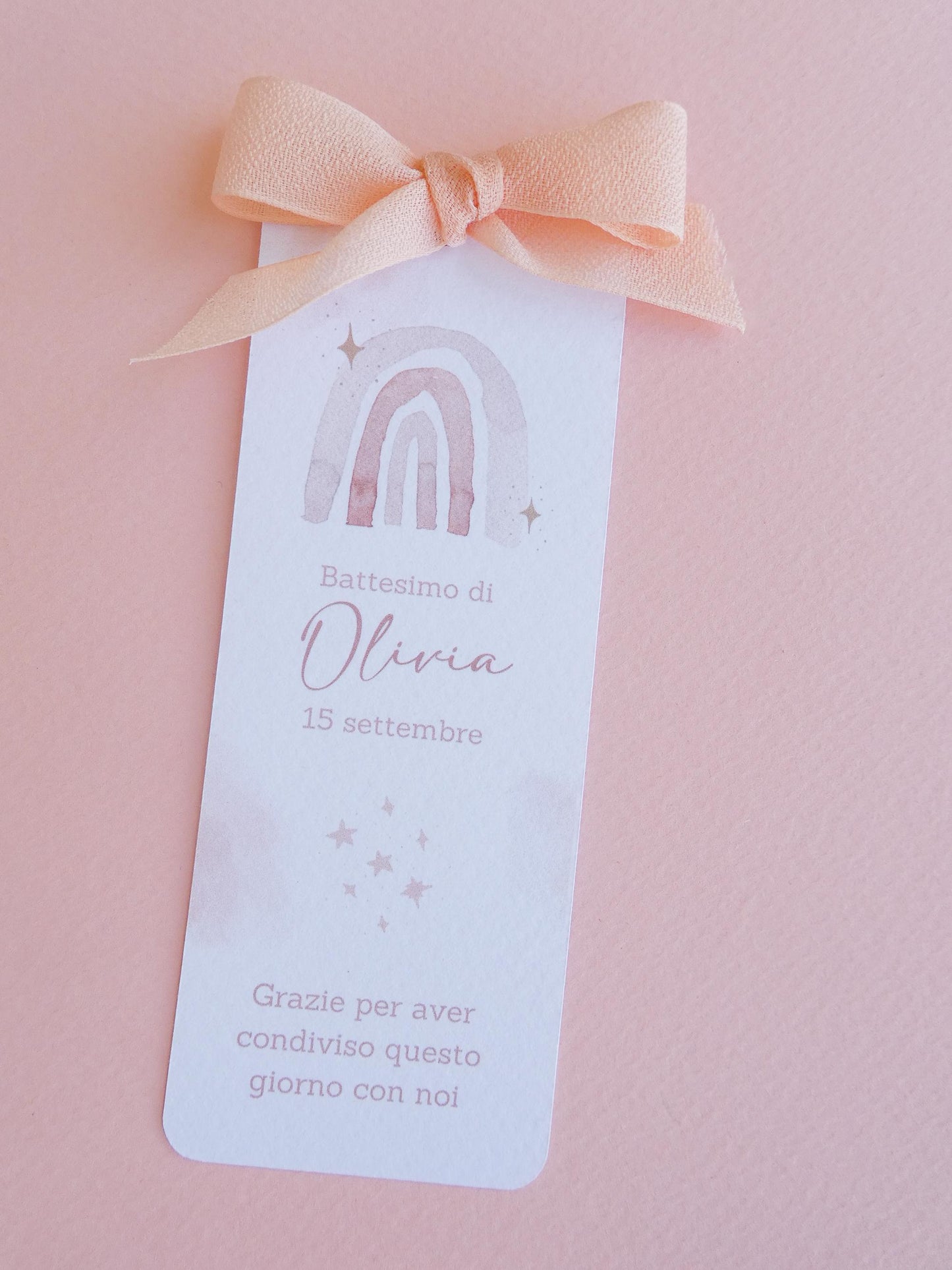Segnalibro Battesimo con arcobaleno e nastro di chiffon, segnaposto arcobaleno, segnaposto Comunione, segnalibro omaggio in stile boho-chic