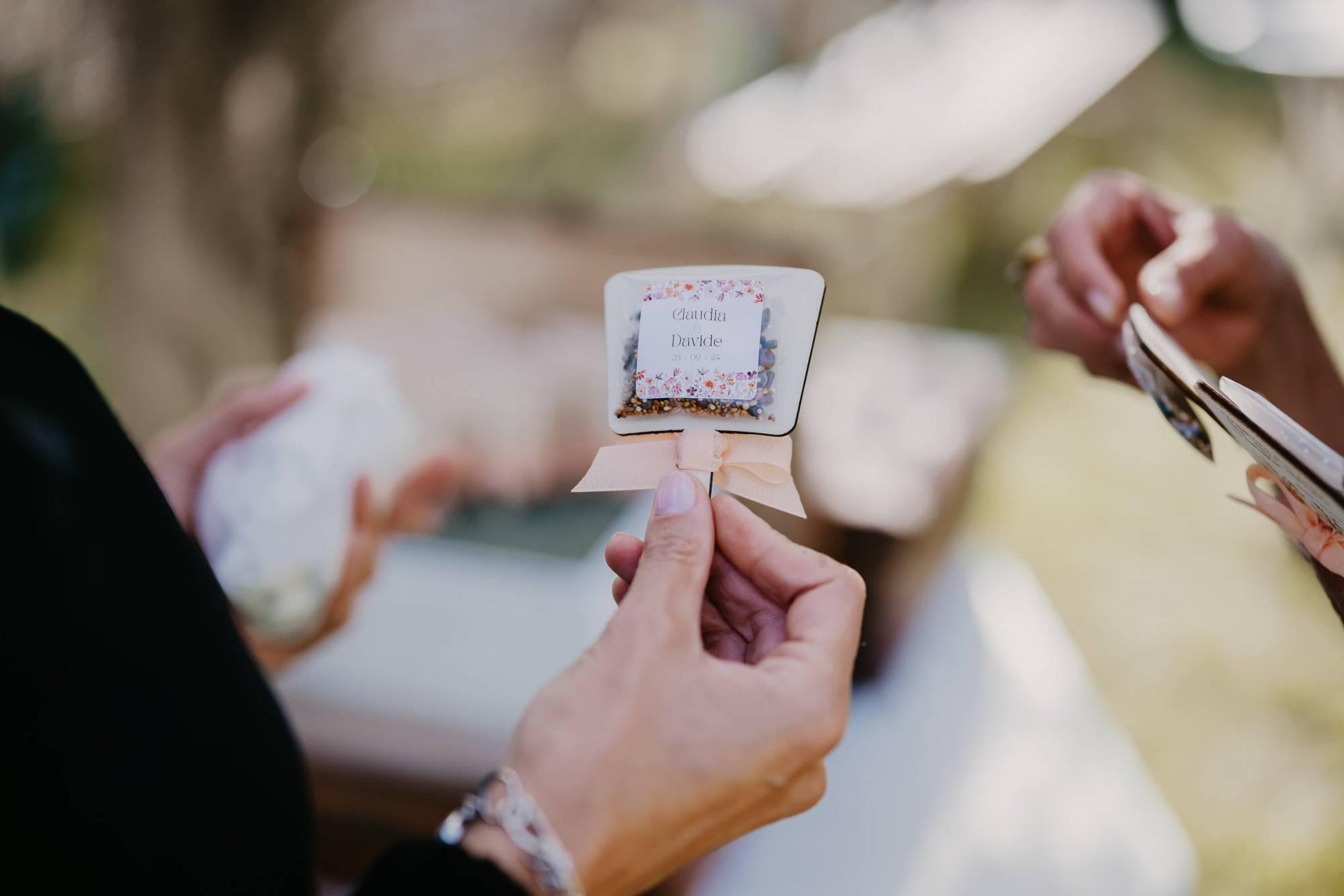 Bomboniera matrimonio in legno con semi piantabili, segnapianta floreale con frase personalizzata per matrimonio, Battesimo, Prima Comunione