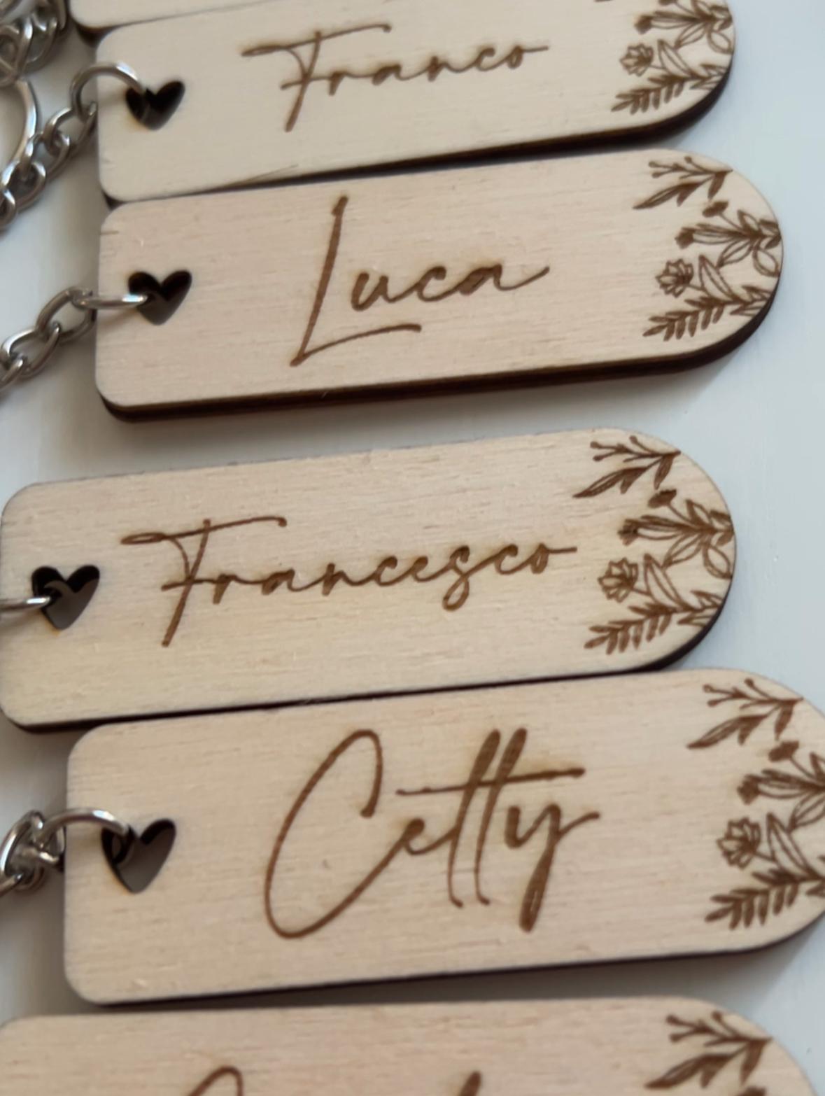 Portachiavi segnaposto in legno per Matrimonio,incisione nome personalizzato, segnaposto floreale Prima Comunione, Battesimo