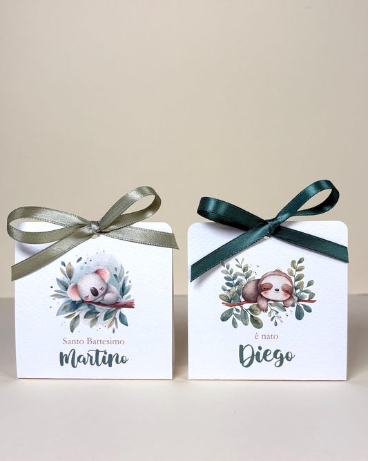 Scatolina battesimo bambino con koala, scatolina porta confetti nascita, bomboniera battesimo bambino con bradipo illustrazioni acquerello
