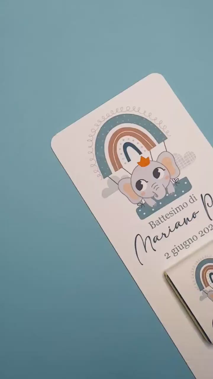 Cioccolatino e segnalibro personalizzato con tenero elefantino  e mongolfiera arcobaleno per il Battesimo o il compleanno del tuo bimbo